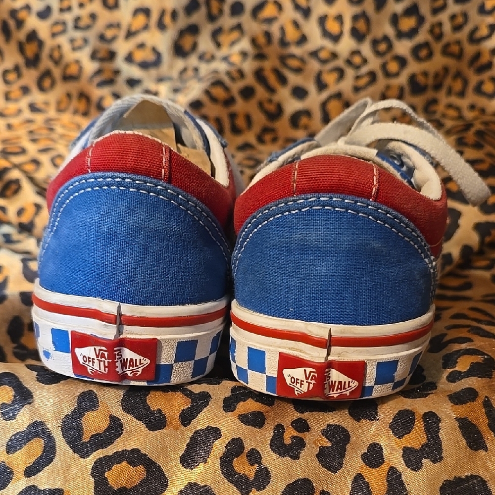 Vans Red and Blue Sneakers with Classic Design - Picture 5 of 11